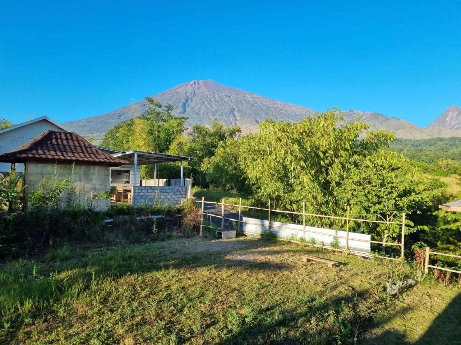 Family Rinjani Bungalow Sajang Exterior photo